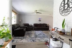 3388 E Riverside Dr, Fort Myers, FL 33916 - Photo 4