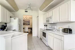 2140 Arielle Dr N, Naples, FL 34109 - Photo 10