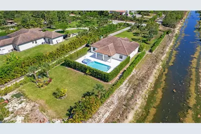 6341 Green Blvd, Naples, FL 34116 - Photo 38