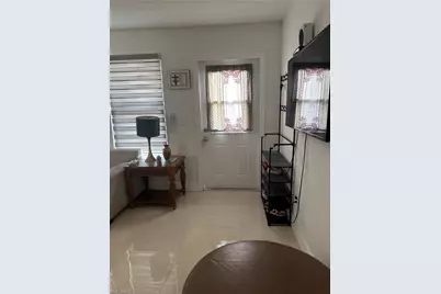 1614 NE 12th St, Cape Coral, FL 33909 - Photo 6