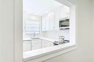 180 Turtle Lake Ct, Naples, FL 34105 - Photo 16