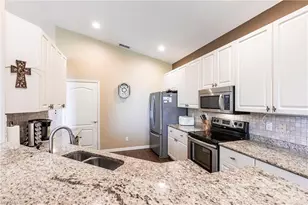 15289 Laguna Hills Dr, Fort Myers, FL 33908 - Photo 10