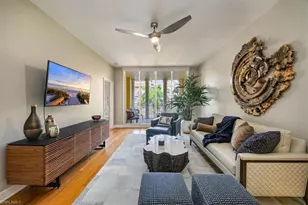 401 Bayfront Pl, Naples, FL 34102 - Photo 2