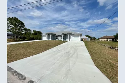 1111/1113 Circle Dr, Lehigh Acres, FL 33973 - Photo 2