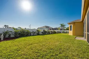 1539 NW 42nd Ave, Cape Coral, FL 33993 - Photo 24