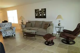 8677 Erice Ct, Naples, FL 34114 - Photo 6