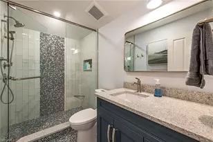 805 Pine Village Ln, Naples, FL 34108 - Photo 10