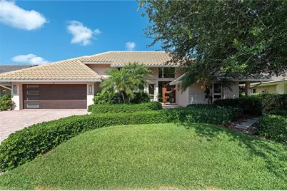 805 Pine Village Ln, Naples, FL 34108 - Photo 1