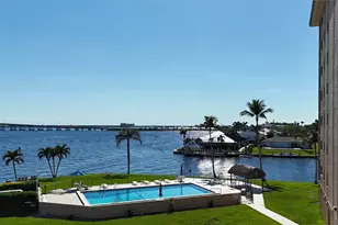 4260 SE 20th Pl, Cape Coral, FL 33904 - Photo 4