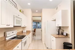 7955 Mahogany Run Ln, Naples, FL 34113 - Photo 10