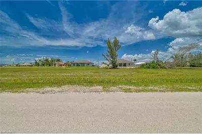 4345 NW 27th Ln, Cape Coral, FL 33993 - Photo 4