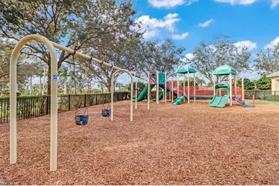 2391 Heydon Cir E, Naples, FL 34120 - Photo 26