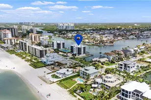 10420 Gulf Shore Dr, Naples, FL 34108 - Photo 4