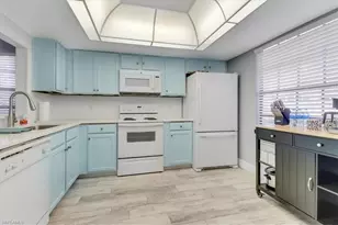 823 Meadowland Dr, Naples, FL 34108 - Photo 8