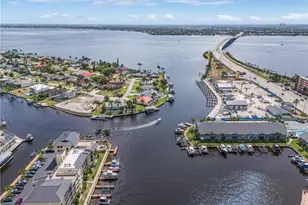 4647 SE 17th Pl, Cape Coral, FL 33904 - Photo 30