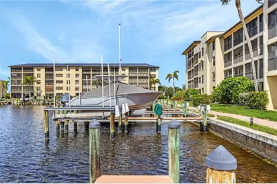 4647 SE 17th Pl #103, Cape Coral, FL 33904 - Photo 24