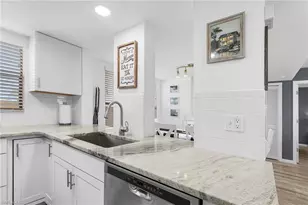 4647 SE 17th Pl, Cape Coral, FL 33904 - Photo 6