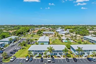 138 Cypress Way E, Naples, FL 34110 - Photo 28