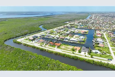 3004 SW 41st Ter, Cape Coral, FL 33914 - Photo 2