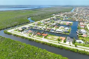 3004 SW 41st Terrace, Cape Coral, FL 33914 - Photo 2