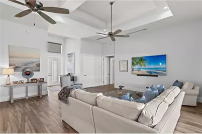 6617 Joanna Cir, Fort Myers, FL 33919 - Photo 10