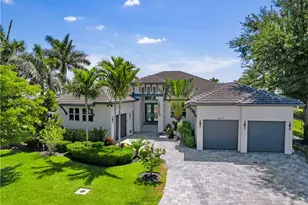 6617 Joanna Cir, Fort Myers, FL 33919 - Photo 2