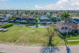 475 Barcelona Ct, Marco Island, FL 34145 - Photo 12