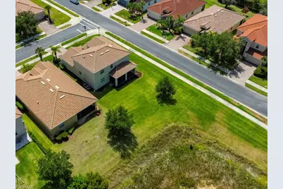 2478 Heydon Cir E, Naples, FL 34120 - Photo 32