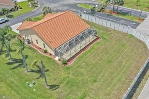 3780 Sabal Springs Blvd, North Fort Myers, FL 33917 - Photo 2
