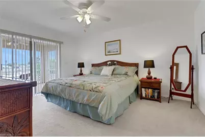 622 NE 12th St, Cape Coral, FL 33909 - Photo 14