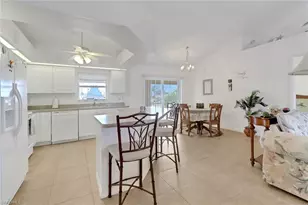 622 NE 12th St, Cape Coral, FL 33909 - Photo 4