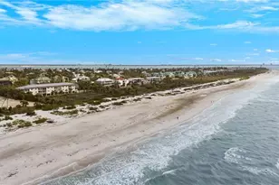 527 E Gulf Dr, Sanibel, FL 33957 - Photo 18