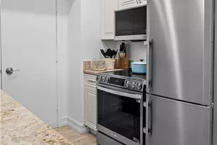 240 Seaview Ct, Marco Island, FL 34145 - Photo 16