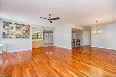 782 Eagle Creek Dr #203, Naples, FL 34113 - Photo 4