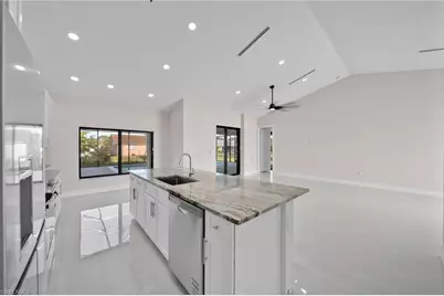 1006 SW 6th Ave, Cape Coral, FL 33991 - Photo 8