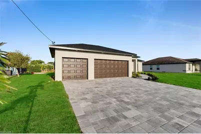 1006 SW 6th Ave, Cape Coral, FL 33991 - Photo 4