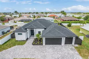 806 Santa Barbara Blvd, Cape Coral, FL 33991 - Photo 34