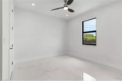 806 Santa Barbara Blvd, Cape Coral, FL 33991 - Photo 20