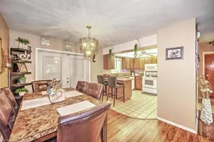 3060 NE Beechwood Cir, Labelle, FL 33935 - Photo 8