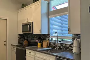 5560 Longleaf Dr, North Fort Myers, FL 33917 - Photo 8