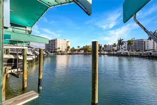 5 Bluebill Ave, Naples, FL 34108 - Photo 30