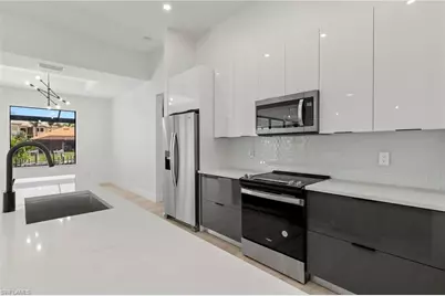 2107 SW 39th St, Cape Coral, FL 33914 - Photo 10