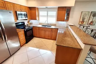 541 110th Ave N, Naples, FL 34108 - Photo 6