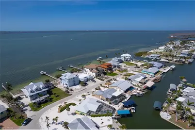 3226 Vacation Ln, Saint James City, FL 33956 - Photo 30