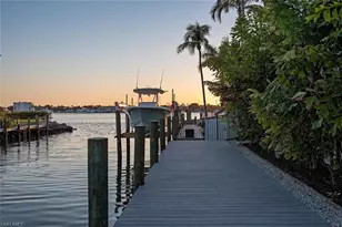 1380 Pelican Ave, Naples, FL 34102 - Photo 22