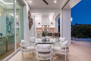 1380 Pelican Ave, Naples, FL 34102 - Photo 18