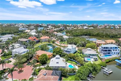 203 San Mateo Dr, Bonita Springs, FL 34134 - Photo 32