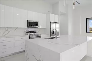 909 SW 11th Ct, Cape Coral, FL 33991 - Photo 8