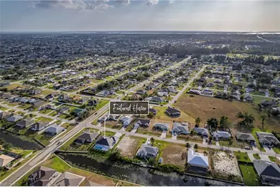 909 SW 11th Ct, Cape Coral, FL 33991 - Photo 34
