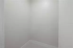 909 SW 11th Ct, Cape Coral, FL 33991 - Photo 16